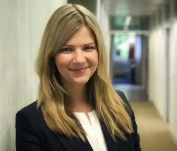 Chief Operating Officer, Simona Bogrova | Swiss Exams