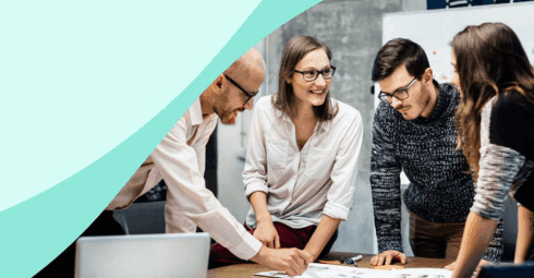 Emoplyees working together - boost your employability skills